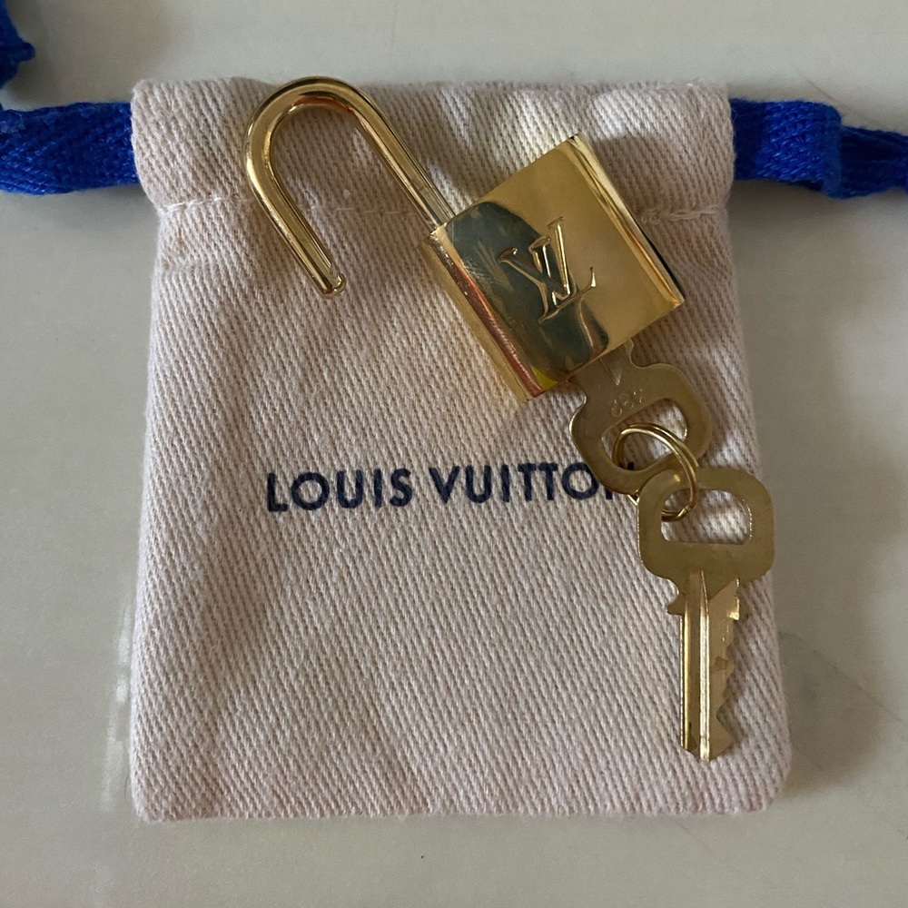 LV lock